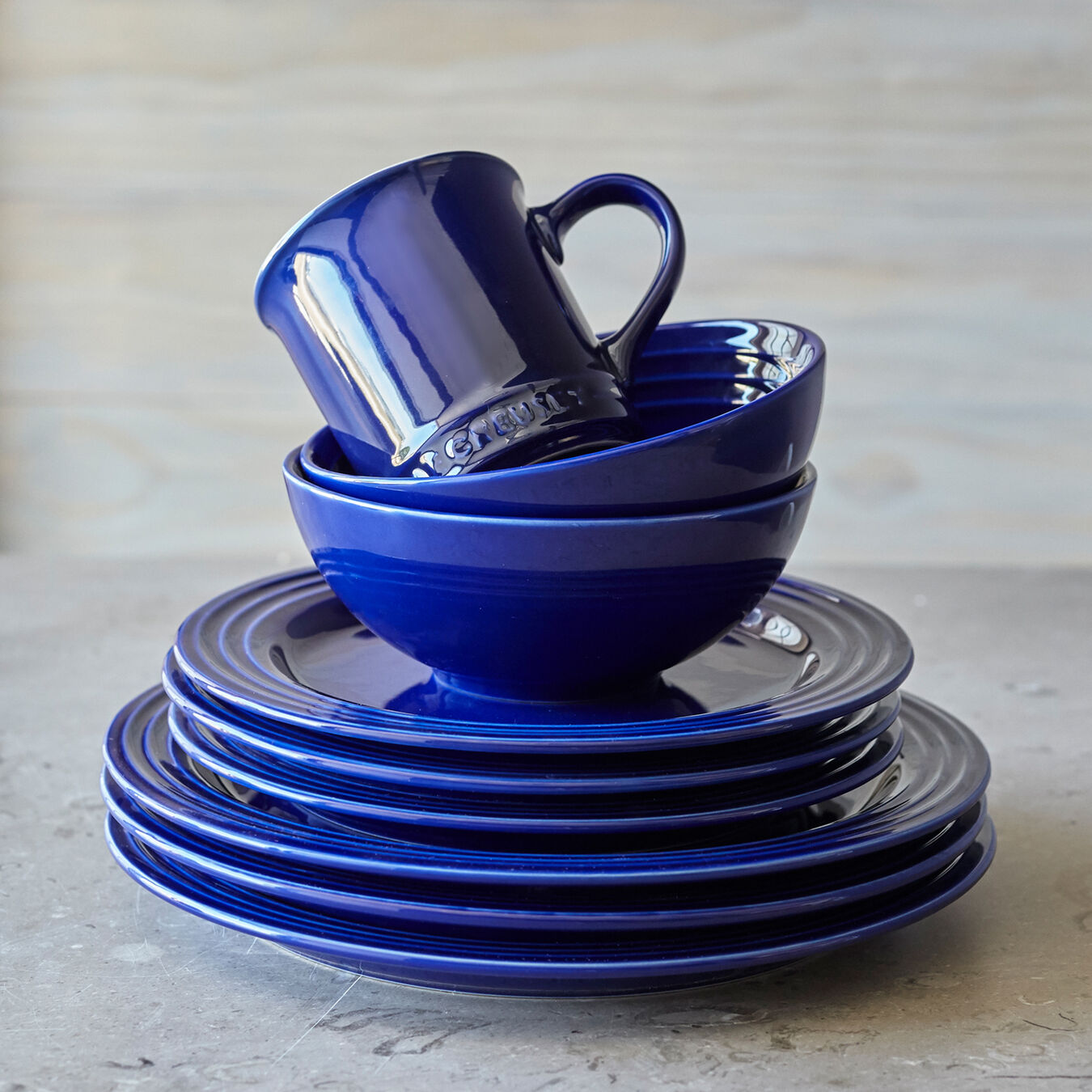 Caribbean 16 Piece Le Creuset of America PGWSV16-0317 Dinnerware Set